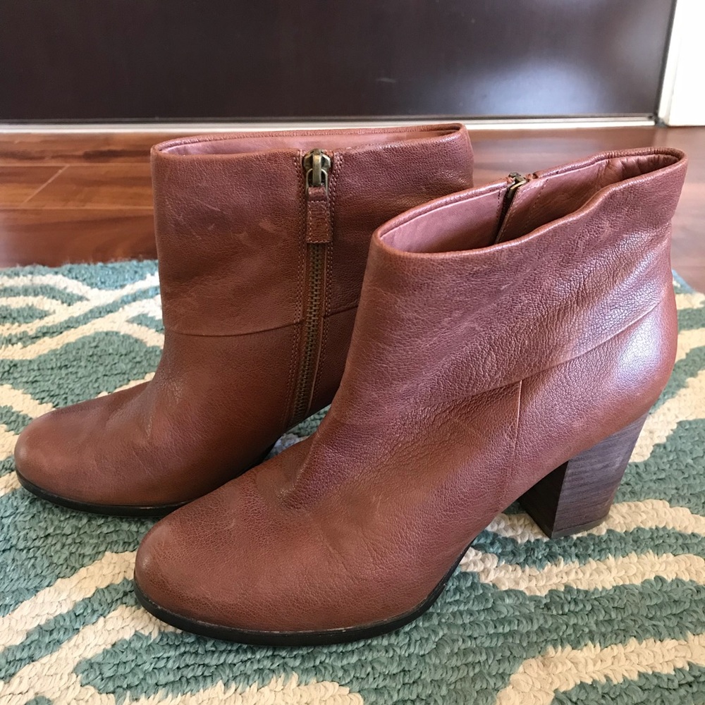 Cole Haan Brown leather booties, sz 7.5